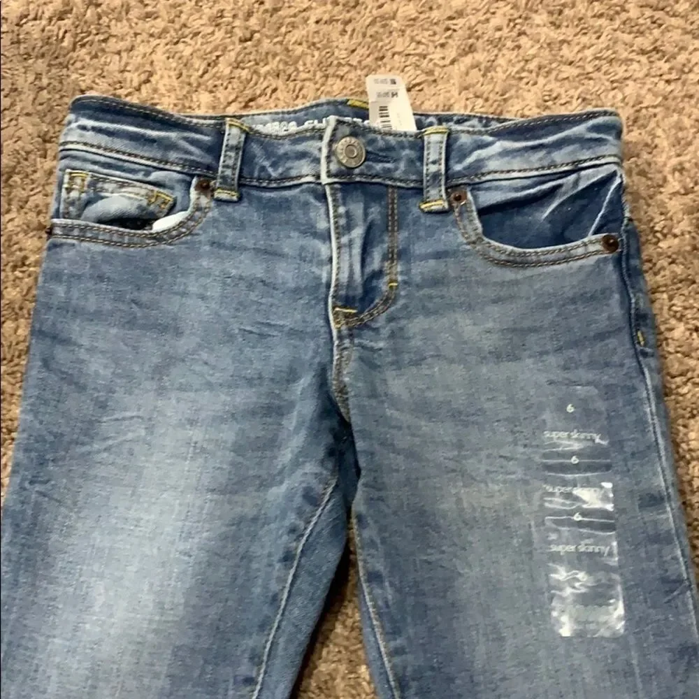 NWT Gymboree girls Super skinny blue jeans size 6.